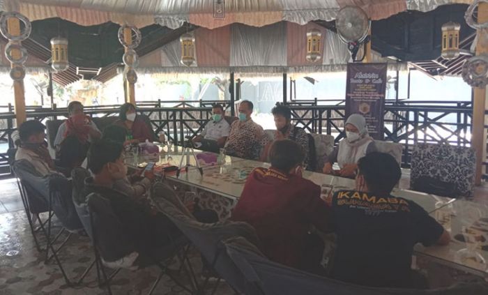 Dianggap Tak Profesional Terhadap Peserta BPJS Kesehatan, Warga Audiensi dengan RSU Lukas Bangkalan Dianggap Tak Profesional Terhadap Peserta BPJS Kesehatan, Warga Audiensi dengan RSU Lukas Bangkalan