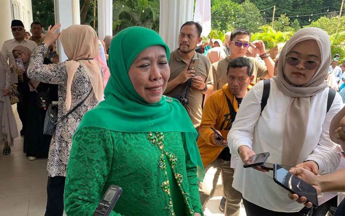 Khofifah Indar Parawansa dan Gus Miftah Hadiri Harlah Muslimat NU di Jember Khofifah Indar Parawansa dan Gus Miftah Hadiri Harlah Muslimat NU di Jember