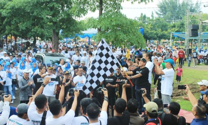 Peringati HPN 2020, RPS Tuban Gelar Jalan Sehat dan Bagi-bagi Pohon Peringati HPN 2020, RPS Tuban Gelar Jalan Sehat dan Bagi-bagi Pohon