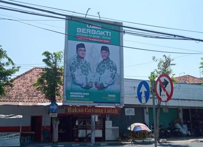 Billboard Paslon Moh Baqir-Taufadi Bertebaran Jelang Pilkada Pamekasan 2024 Billboard Paslon Moh Baqir-Taufadi Bertebaran Jelang Pilkada Pamekasan 2024