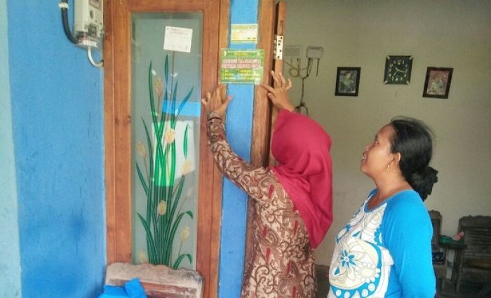 62.845 Rumah KPM PKH di Bojonegoro Dipasang Stiker, Korkab: Dilepas Kita Keluarkan 62.845 Rumah KPM PKH di Bojonegoro Dipasang Stiker, Korkab: Dilepas Kita Keluarkan