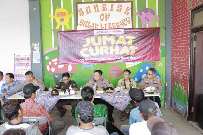Jumat Curhat, Polisi Terima Keluhkan Peredaran Narkoba di Surabaya Jumat Curhat, Polisi Terima Keluhkan Peredaran Narkoba di Surabaya