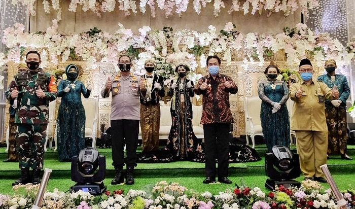 Forkopimda Sidoarjo Hadiri Simulasi Resepsi Pernikahan, Wabup Beri Apresiasi Forkopimda Sidoarjo Hadiri Simulasi Resepsi Pernikahan, Wabup Beri Apresiasi