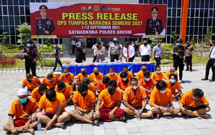 Operasi Tumpas Narkoba Semeru 2021, Polres Gresik Bekuk 25 Tersangka Operasi Tumpas Narkoba Semeru 2021, Polres Gresik Bekuk 25 Tersangka