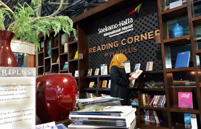 Tangkal Disrupsi Informasi, Gubernur Khofifah Dorong Peningkatan Minat Baca dan Literasi Masyarakat Tangkal Disrupsi Informasi, Gubernur Khofifah Dorong Peningkatan Minat Baca dan Literasi Masyarakat