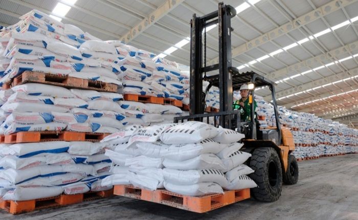 Petrokimia Catat Kinerja Tahun 2020 di Tengah Pandemi Covid-19 Lampaui Target Petrokimia Catat Kinerja Tahun 2020 di Tengah Pandemi Covid-19 Lampaui Target