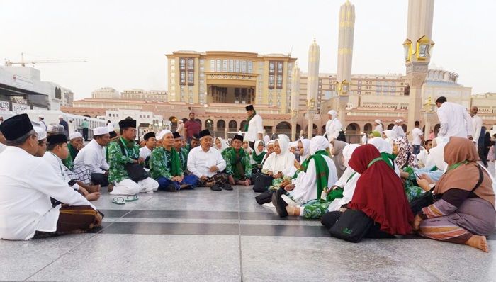 Berbuka Pukul 11 Malam, Jamaah Umrah Amanatul Ummah Puasa 18,5 Jam