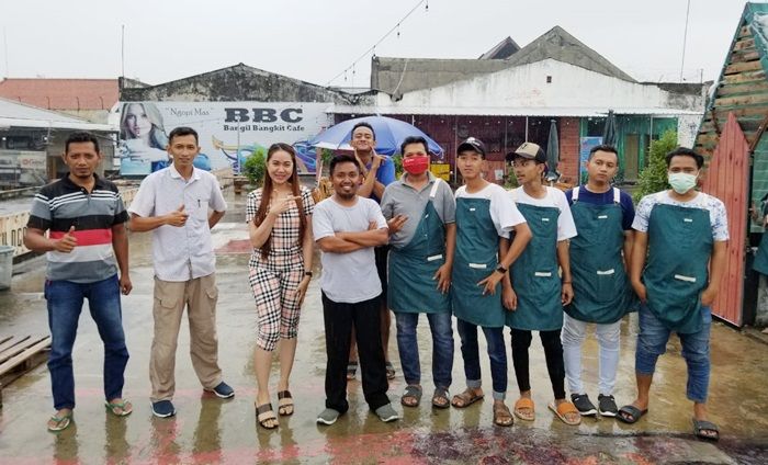 30 Pegawai Terpaksa Diliburkan, Bos Muslim Properti Minta Pemerintah Peka Nasib Warga Kecil 30 Pegawai Terpaksa Diliburkan, Bos Muslim Properti Minta Pemerintah Peka Nasib Warga Kecil