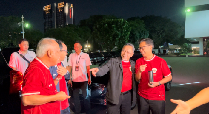 Jokowi Gelar Nobar Timnas Indonesia Vs Uzbekistan di Istana, Sejumlah Menteri Saling Tebak Skor Jokowi Gelar Nobar Timnas Indonesia Vs Uzbekistan di Istana, Sejumlah Menteri Saling Tebak Skor