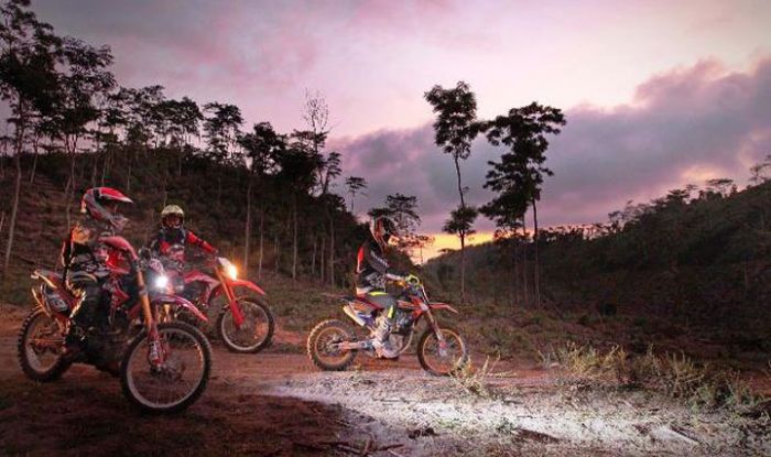 Crosser Nasional Farhan Hendro Bakal Turun di Bhayangkara Adventure Seven di Blitar Crosser Nasional Farhan Hendro Bakal Turun di Bhayangkara Adventure Seven di Blitar
