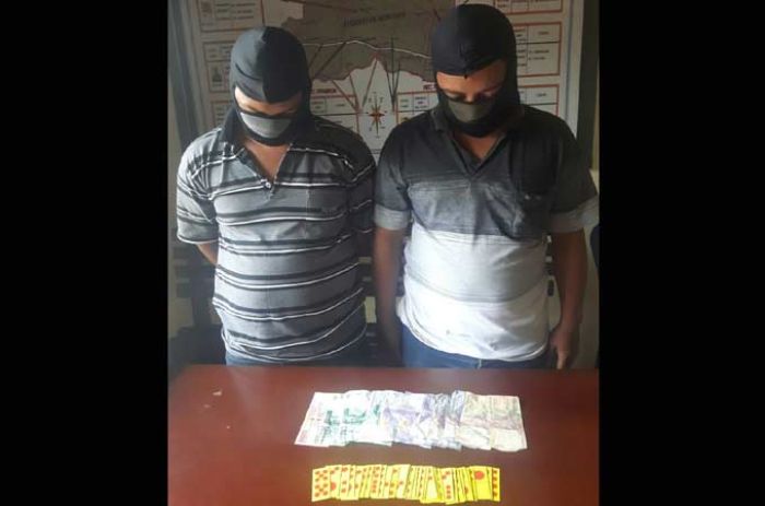 Judi Domino di Wonoayu Sidoarjo Digerebek, Dua Penjudi Diringkus Judi Domino di Wonoayu Sidoarjo Digerebek, Dua Penjudi Diringkus