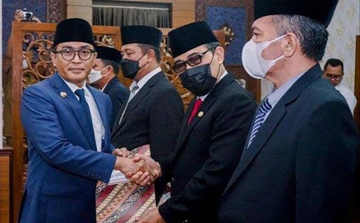 Bupati Pamekasan Ngaku Dapat Banyak Ancaman Saat akan Memutasi Sekda Bupati Pamekasan Ngaku Dapat Banyak Ancaman Saat akan Memutasi Sekda
