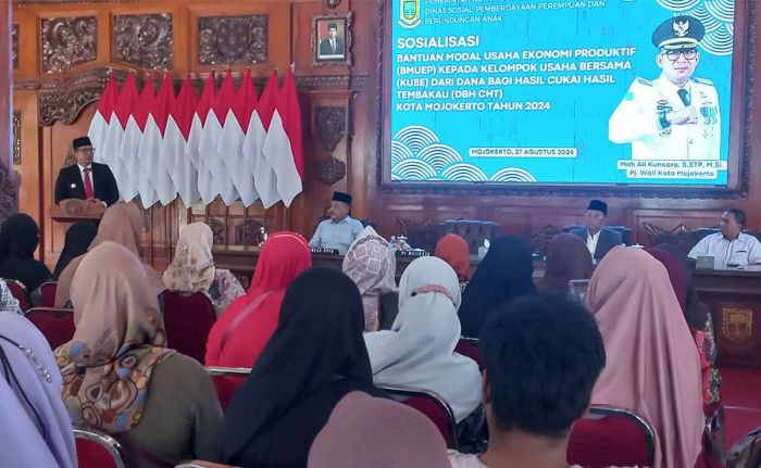 Harapan Pj Wali Kota Mojokerto saat Buka Sosialisasi BMUEP Kube DBHCHT 2024 Harapan Pj Wali Kota Mojokerto saat Buka Sosialisasi BMUEP Kube DBHCHT 2024