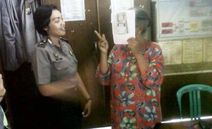 Nganggur, Nenek 1 Cucu Ngecer Togel Hingga Beromset Puluhan Juta Nganggur, Nenek 1 Cucu Ngecer Togel Hingga Beromset Puluhan Juta