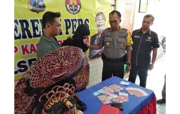 Beli Topeng Barong Pakai Upal, Warga Kediri Ditangkap Polsek Krian Sidoarjo