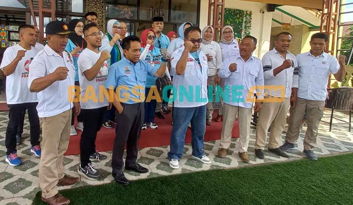 Arenas 08 Jatim Dibentuk, Siap Menangkan Prabowo-Gibran Satu Putaran Arenas 08 Jatim Dibentuk, Siap Menangkan Prabowo-Gibran Satu Putaran