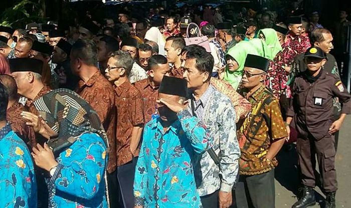 Hari Pertama Masuk Usai Liburan, ASN Pemkab Malang Diharapkan Semakin Giat Bekerja Hari Pertama Masuk Usai Liburan, ASN Pemkab Malang Diharapkan Semakin Giat Bekerja