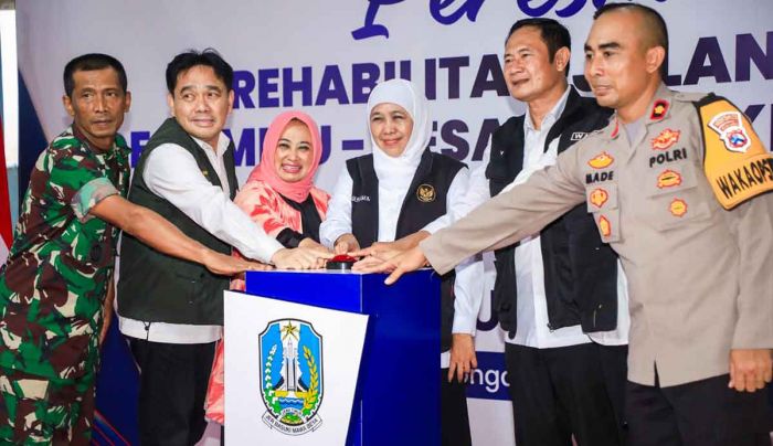 Resmikan Jalan Poros Miru-Jugo, Gubernur Khofifah Dorong Mobilitas dan Pertanian di Lamongan Resmikan Jalan Poros Miru-Jugo, Gubernur Khofifah Dorong Mobilitas dan Pertanian di Lamongan