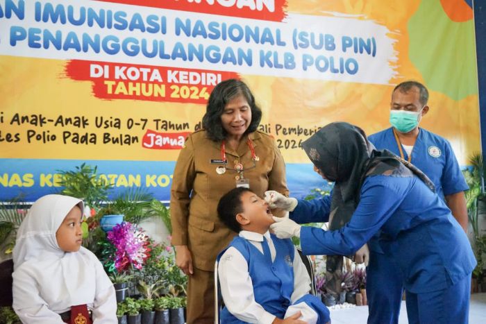 Canangkan Sub PIN Polio, Pj Wali Kota Kediri Minta Orang Tua Ajak Anak Imunisasi