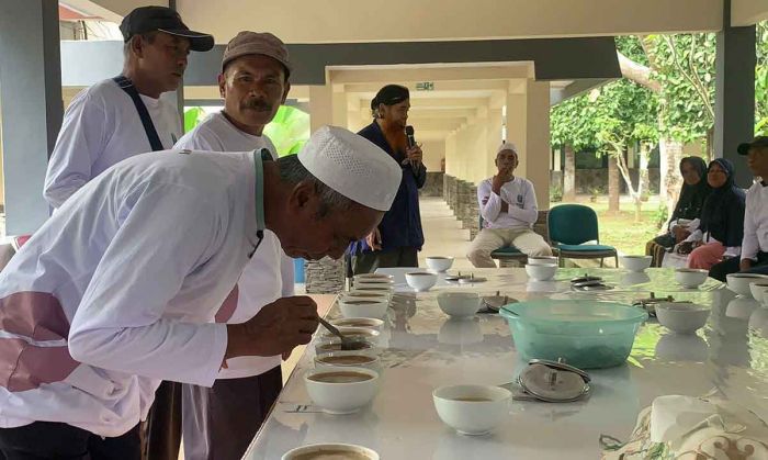 Hasilkan Kopi Berkualitas, Cabang Dinas Kehutanan Jember Gelar Pelatihan untuk Petani Hasilkan Kopi Berkualitas, Cabang Dinas Kehutanan Jember Gelar Pelatihan untuk Petani