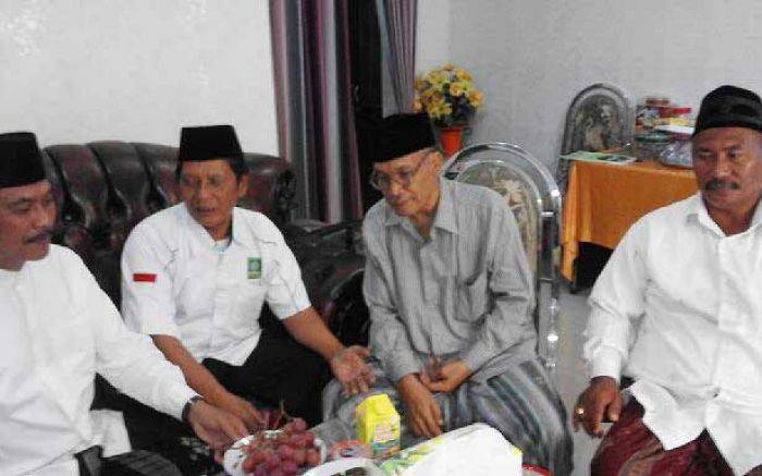 Tidak Ambil Cuti Kampanye, Wabup Gresik Ngaji dengan Ribuan Jamaah Tidak Ambil Cuti Kampanye, Wabup Gresik Ngaji dengan Ribuan Jamaah