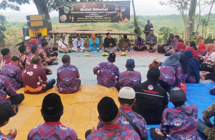 Gelar Halal Bihalal dengan PPDI Kecamatan Gempol, Camat Minta Para Kades Tak Kendor Soal Pelayanan Gelar Halal Bihalal dengan PPDI Kecamatan Gempol, Camat Minta Para Kades Tak Kendor Soal Pelayanan