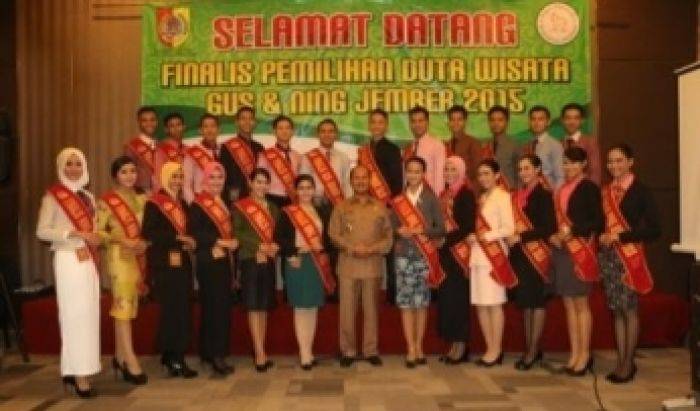 Bupati Beri Motivasi Finalis Gus dan Ning Jember Bupati Beri Motivasi Finalis Gus dan Ning Jember