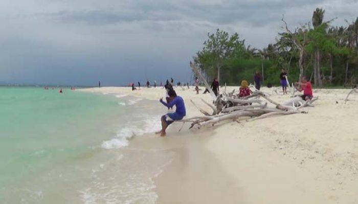 Wisata Gili Labak Sumenep Berjalan Tanpa Ada Layanan Kesehatan