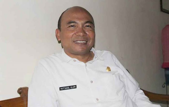 DLH Siapkan Puluhan Toilet dan Tenaga Kebersihan di Alun-alun saat Jombang Fest 2024 DLH Siapkan Puluhan Toilet dan Tenaga Kebersihan di Alun-alun saat Jombang Fest 2024