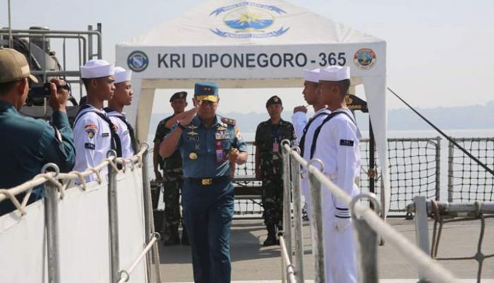 Jelang Armada Jaya XXXVII, Pangkoarmada II Cek Kesiapan KRI Jelang Armada Jaya XXXVII, Pangkoarmada II Cek Kesiapan KRI