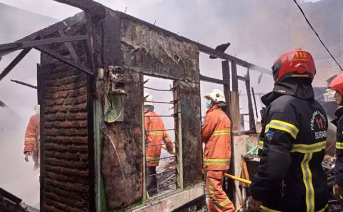 Gara-Gara Tabung Elpiji Bocor, Dua Rumah di Dukuh Pakis Terbakar, Tiga Orang Terluka