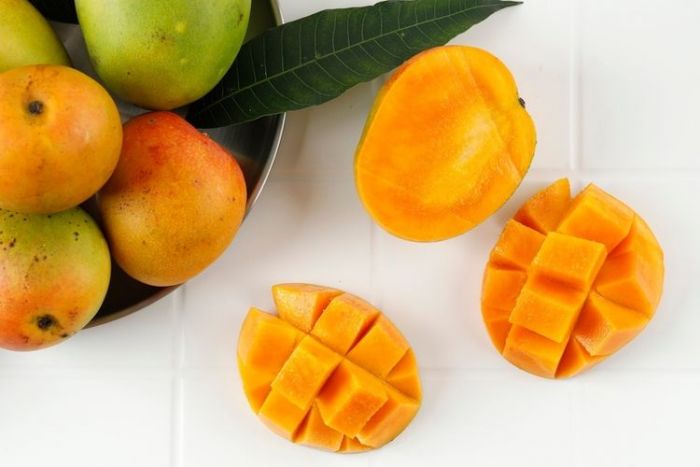 Apakah Penderita Asam Urat Tidak Boleh Makan Mangga? Apakah Penderita Asam Urat Tidak Boleh Makan Mangga?