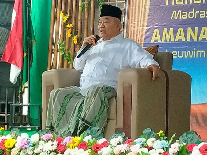 Rintis Amanatul Ummah 02 di Majalengka, Kiai Asep: Beasiswa Ini Terbaik secara Nasional Rintis Amanatul Ummah 02 di Majalengka, Kiai Asep: Beasiswa Ini Terbaik secara Nasional