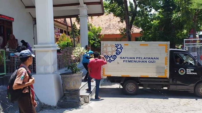 Hanya 7 dari 40 SPPG di Pamekasan Kantongi Izin Resmi Program MBG Hanya 7 dari 40 SPPG di Pamekasan Kantongi Izin Resmi Program MBG