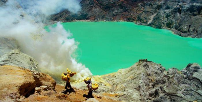 Kawah Ijen Keluarkan Gas Sulfatara, BKSDA Tetapkan Sistem Buka Tutup Kawah Ijen Keluarkan Gas Sulfatara, BKSDA Tetapkan Sistem Buka Tutup