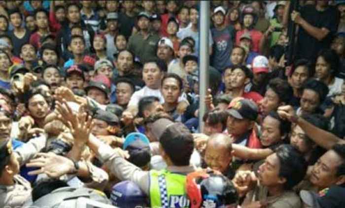 MPL Desak Polisi Ungkap Dalang Aksi Dugaan Premanisme di Desa Medali MPL Desak Polisi Ungkap Dalang Aksi Dugaan Premanisme di Desa Medali
