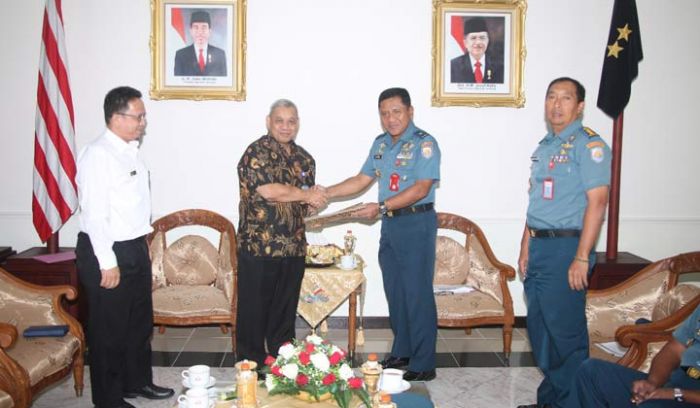 Kepala Staf Koarmada II Terima Kunjungan BPKP Provinsi Jatim Kepala Staf Koarmada II Terima Kunjungan BPKP Provinsi Jatim