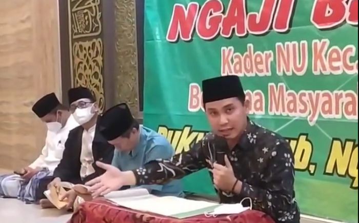 Gus Barra Ngaji Bareng Kader NU Gus Barra Ngaji Bareng Kader NU