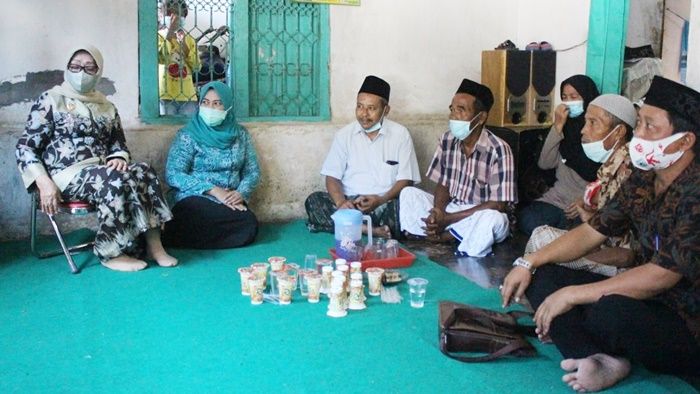 Bupati Jombang: Jangan Artikan Siswa SD yang Meninggal Karena Vaksin Bupati Jombang: Jangan Artikan Siswa SD yang Meninggal Karena Vaksin