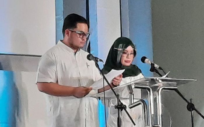 Debat Publik Pertama, Dhito-Dewi Paparkan Visi dan Misinya Debat Publik Pertama, Dhito-Dewi Paparkan Visi dan Misinya
