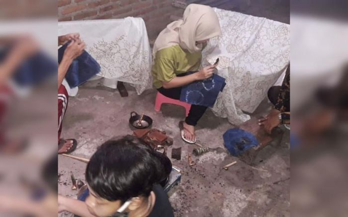 Tiga Penyandang Disabilitas Ikuti Pelatihan Seni Batik di Klaten