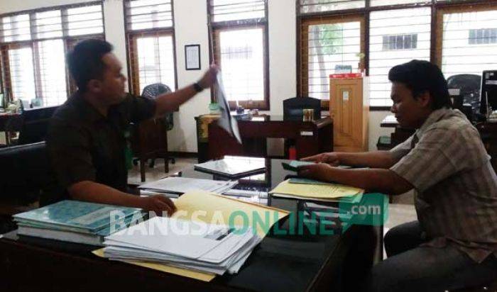 Jelang Pendaftaran Pilkades Sidoarjo, Permohonan Surat Bebas Pidana Masih Sepi Jelang Pendaftaran Pilkades Sidoarjo, Permohonan Surat Bebas Pidana Masih Sepi