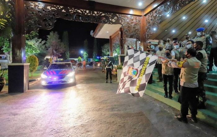 Bupati Pamekasan Bersama TNI-Polri Launching Tim Mobile Covid Hunter, Tindak Tegas Pelanggar Prokes Bupati Pamekasan Bersama TNI-Polri Launching Tim Mobile Covid Hunter, Tindak Tegas Pelanggar Prokes