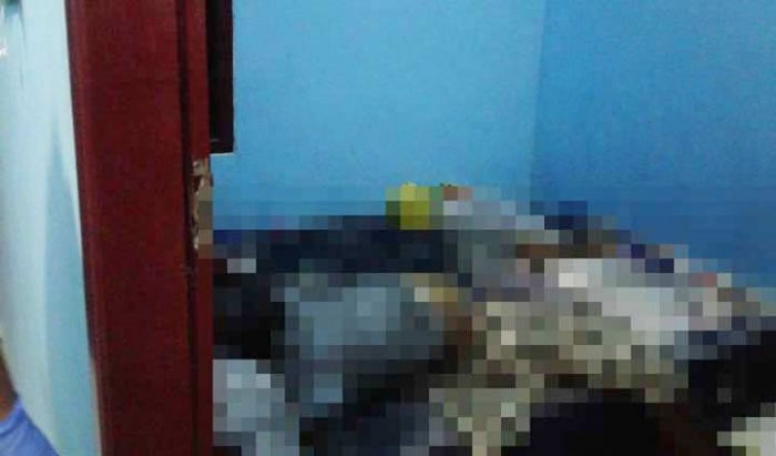 Sedih, Balita 14 Bulan ini Ditemukan Memeluk Jenazah Ayahnya yang Sudah Menghitam Sedih, Balita 14 Bulan ini Ditemukan Memeluk Jenazah Ayahnya yang Sudah Menghitam