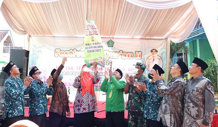 Ini Harapan Wakil Bupati Gresik saat Membuka Festival Alquran se-Kecamatan Cerme Ini Harapan Wakil Bupati Gresik saat Membuka Festival Alquran se-Kecamatan Cerme
