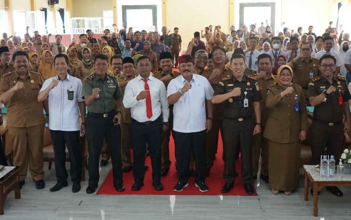 Peringati Hari Bhakti Adhyaksa ke-63, Kejari Nganjuk Gelar Seminar Ilmiah Pelajar