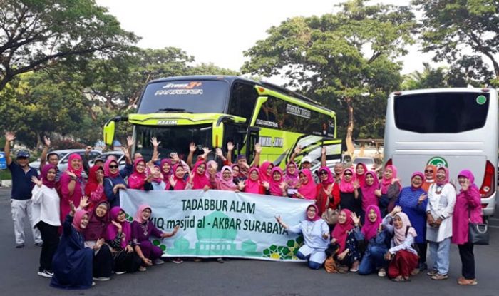 Jamaah Kelas Ngaji Tafsir Masjid Nasional Al Akbar Surabaya Gelar Tadabbur Alam