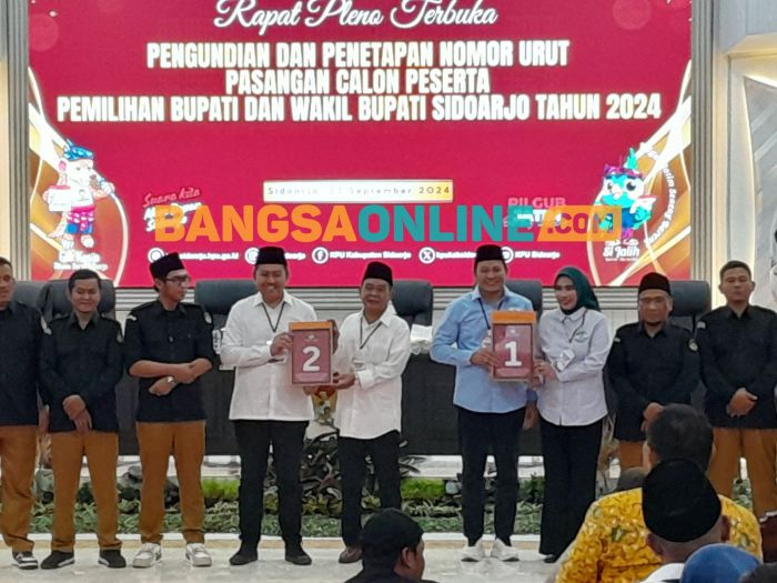 Pengundian Paslon Pilbup Sidoarjo, Subandi-Mimik dan Iin-Edy Umbar Makna Nomor yang Diperoleh Pengundian Paslon Pilbup Sidoarjo, Subandi-Mimik dan Iin-Edy Umbar Makna Nomor yang Diperoleh