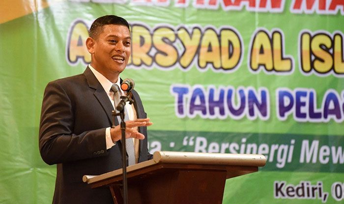 Wali Kota Kediri Sebut Adaptif ialah Solusi di Era Disrupsi Wali Kota Kediri Sebut Adaptif ialah Solusi di Era Disrupsi
