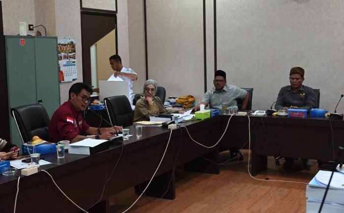 Komisi l DPRD Kabupaten Pasuruan Pertanyakan Serapan Anggaran yang Minim di Bawaslu Komisi l DPRD Kabupaten Pasuruan Pertanyakan Serapan Anggaran yang Minim di Bawaslu
